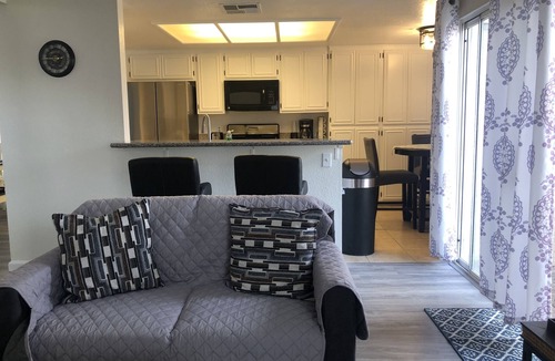 Menifee House | Lovely Home in desirable area of Menifee