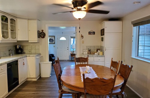 Cedar Glen Cabin | Lovely Lake View 4 BR Cabin w/Large Kitchen & Deck.