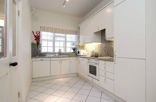 Pimlico House | Lovely Mews House in Westminster