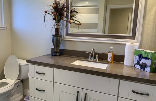 Southeast Anaheim House | ★Lovely Room★ close by Disney/Convention/Honda