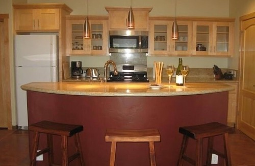 Midpines House | Lovely Straw Bale Home with Views of the Yosemite High Sierra!