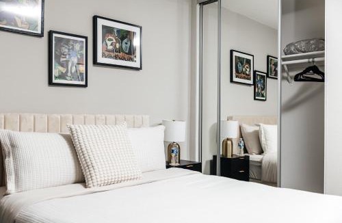 Ocean Park Apartment | Lovely Studio in SantaMonica