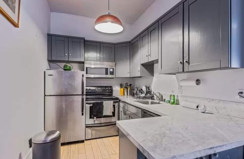 Historic Core Apartment | Lovely Trendy Loft in the Best Part of DTLA
