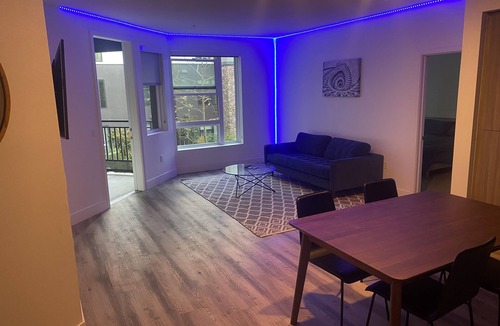 Downtown Apartment | Lovely Unit located in Anaheim - Near Disneyland