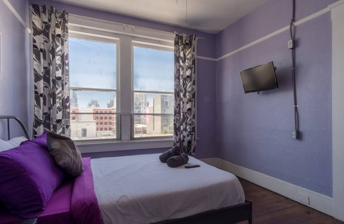 East Village Hostel | Lucky D's Hostel