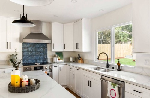 La Jolla Heights House | Lux 5-Bedroom Home in La Jolla Min to Ocean
