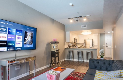 Morena Apartment | Lux King Bed Suite w/70"TV/Pool/Sauna/Gym/GameRoom