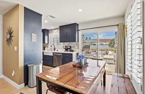 Panorama City House | LUX - LA Relaxing Oasis w/HotTub, Gym, & Workspace - Van Nuys