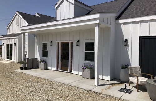 Temecula House | Lux Vineyard Escapes-Charming Vineyard Guest Suite