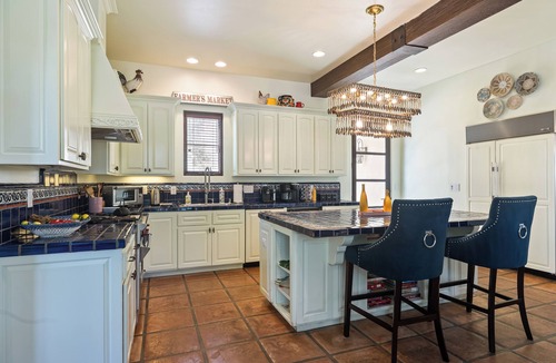 Bermuda Dunes Villa | Luxe 7BDR Oasis w/Pool, Putting Green, Game Room | Villa Del Gallo by AvantStay