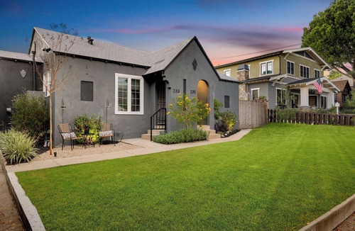 Monrovia House | Luxe Haven Retreat