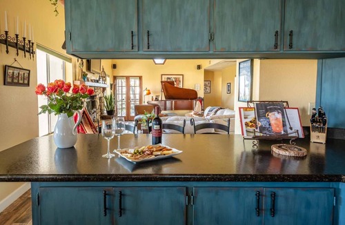 San Miguel House | Luxe Ranch with Hot Tub & Awesome Views of Vineyards and Horse Pastures.
