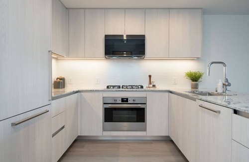 Melrose Condo | Luxe Urban Escape in West Hollywood – Furnished Stays, Resort-Style Living!