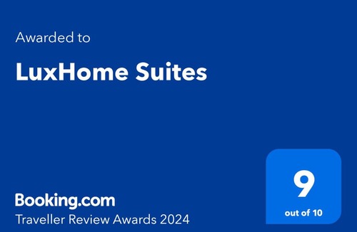 Alessandro Heights Apartment | LuxHome Suites in Mansion