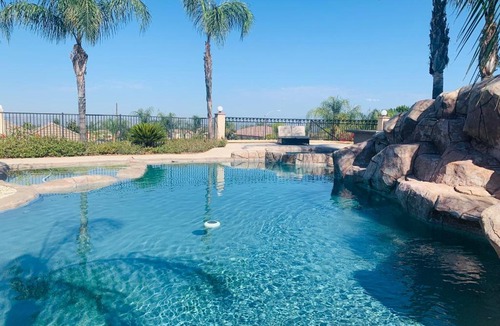 Alessandro Heights Villa | LuxHome Villa