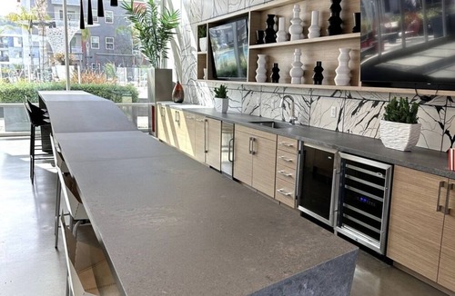 Platinum Triangle Apartment | Luxurious 2 bedroom in NICE AREA