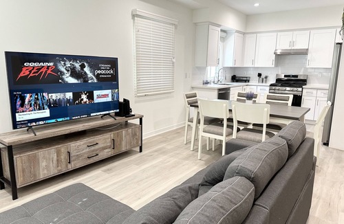 Lamanda Park House | Luxurious 3BR/3.5BA Home (Newly-built 2023/Quiet Community)