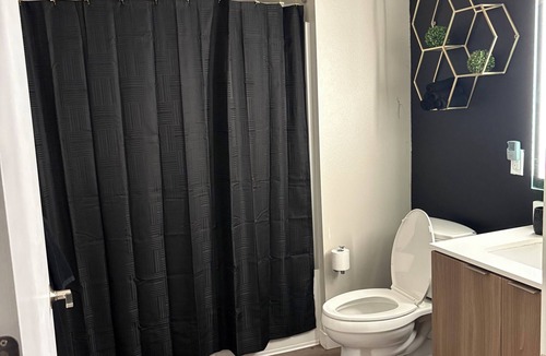 Downtown Oakland Apartment | Luxurious Downtown Suite