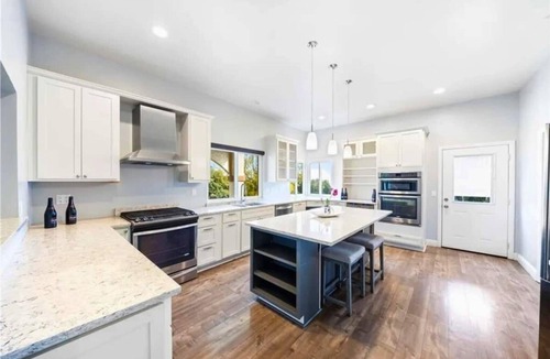 Rancho Cucamonga House | Luxurious Rancho Cucamonga Retreat with Private Yard