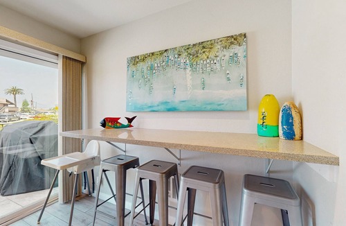 San Clemente Condo | Luxurious townhouse with ocean view, easy walk to beach & village center