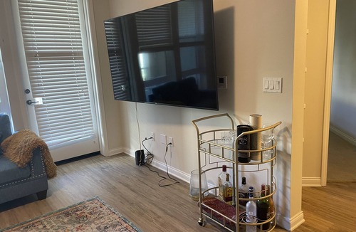 Mission Viejo Apartment | Luxurious1b1b, Modern, Beach, John Wayne,spectrum