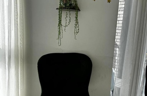 Newham Apartment | Luxury 1BR with Balcony Near ExCeL London & London City Airport