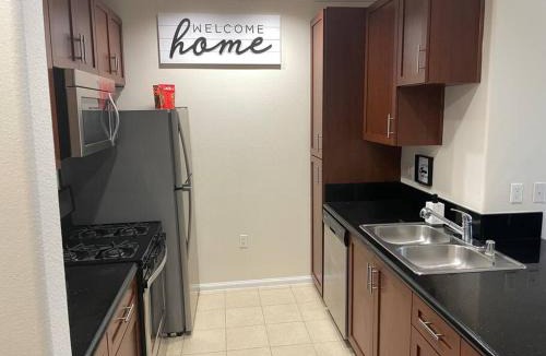 Little Tokyo Apartment | Luxury 2 bedroom apartment in downtown LA!