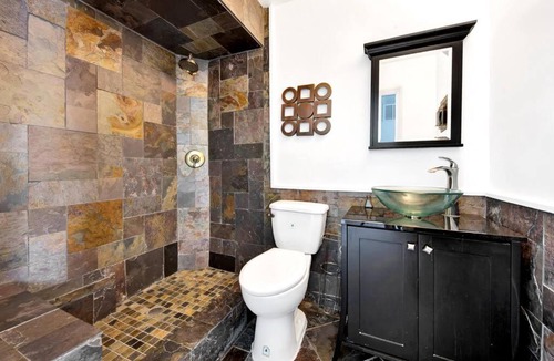 Porter Ranch House | Luxury 4 BR Home with Pool and Mountain View