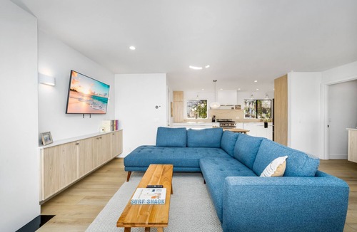 Harbor House | Luxury 4 Story home next to Alamitos Yacht Club. Steps to Beach and Bay.