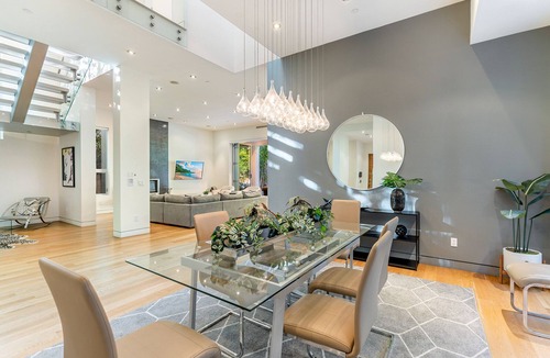 La Brea Villa | Luxury 5 bdr Villa C! Best location with pool!