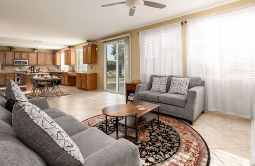 Menifee House | Luxury 6-Bedroom Oasis w 3-Car Garage, Spacious Yard close to Everything