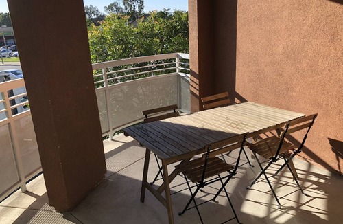 Anaheim Resort Condo | Luxury apartment by Disneyland & Covention Center ;min 1 Month stay
