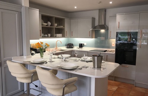 Ambleside Apartment | Luxury Apartment in Central Ambleside, Balcony, Fabulous Views, Fully Equipped