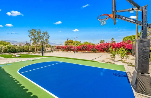 Bermuda Dunes House | Luxury+deals,Cinema,Basketball,Volleyball, Pickleball, Putting Green,Ping Ping