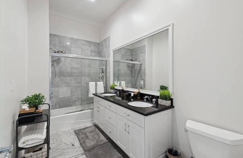 Castaic House | Luxury, Elegance, Views: LA Gem