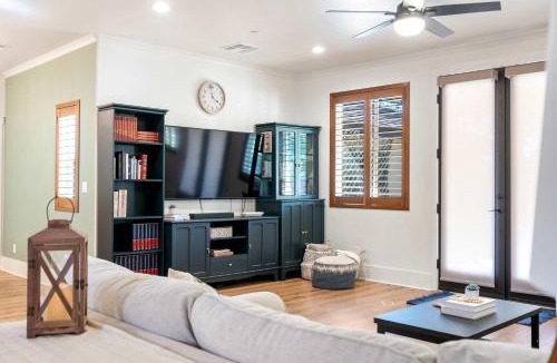 Country Club House | Luxury Escondido Family Oasis with Hot Tub
