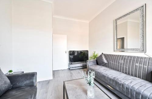 Waterloo Apartment | Luxury Flat in Central London!