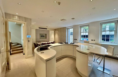 Haverstock House | Luxury Four Bedroom Home in Mayfair