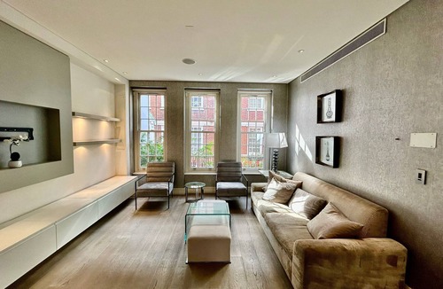 Haverstock House | Luxury Four Bedroom Home in Mayfair