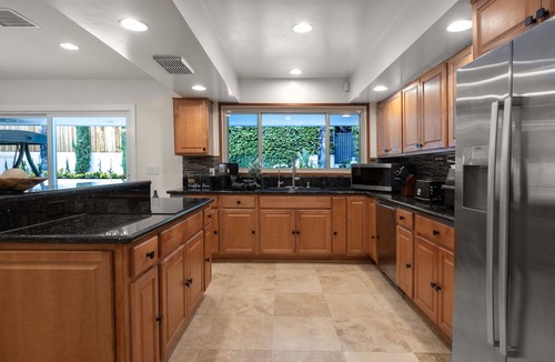 Hollywood Hills West House | Luxury Hollywood Hills Villa: Heated Pool, Unique Design, Peaceful and Private