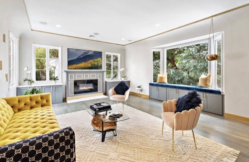 Studio City Villa | Luxury Hollywood Villa With Jacuzzi & Barbeque
