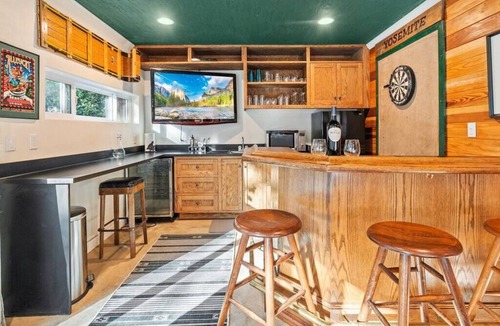Groveland House | Luxury Home near Yosemite at Quail Crossing