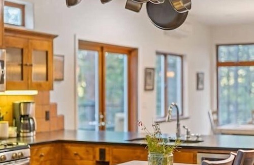 Groveland House | Luxury Home near Yosemite at Quail Crossing