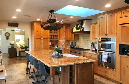Rancho Bernardo House | Luxury Home with Heated Pool - Spa and Lighted Pickle Ball Court