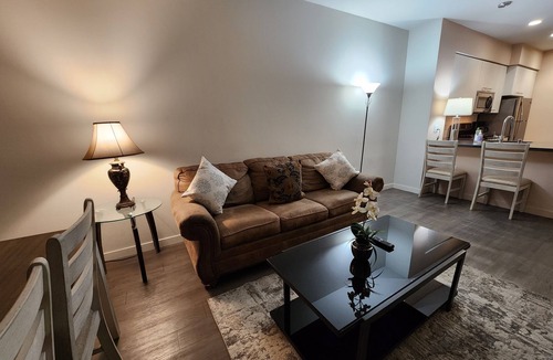 Melrose Apartment | Luxury on la Brea by Target store