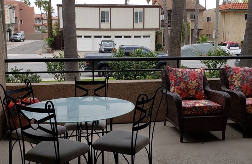 Huntington Beach Condo | Luxury one bedroom with ocean view