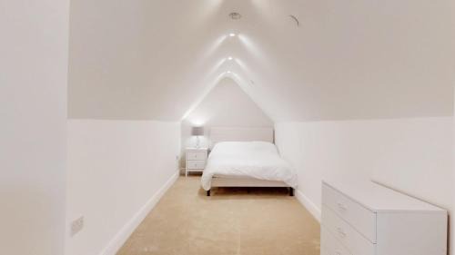 Newport Apartment | Luxury Penthouse Duplex