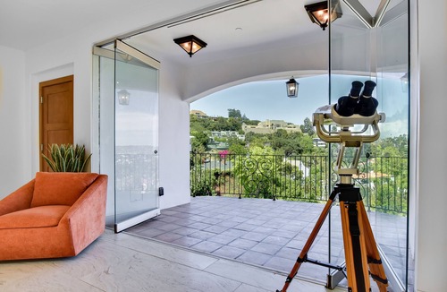 Los Feliz Villa | Luxury Resort Style Hollywood Hills Villa