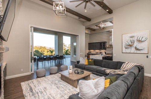 Escondido House | Luxury Retreat w/Views: Putting Green/Game Room/Infinity Pool & More!
