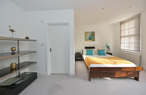 Nine Elms Apartment | Luxury Riverside 2 bedroom Apartment